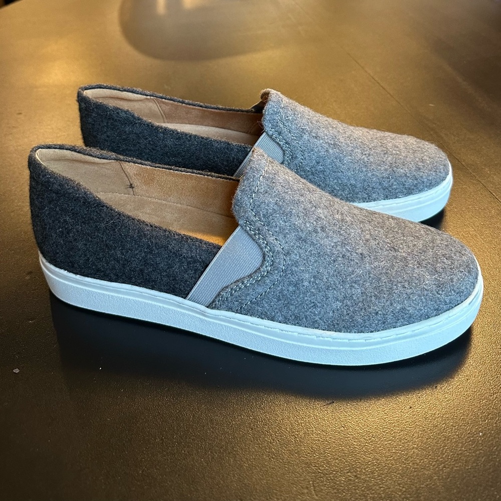 Naturalizer Gray Flannel Slip-On Sneaker